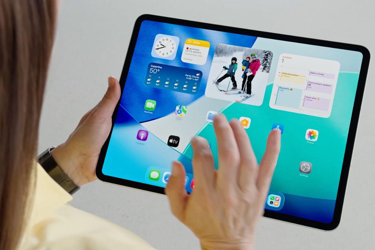 Apple announces iOS 26 with all-new design, redesigned apps, Apple ...